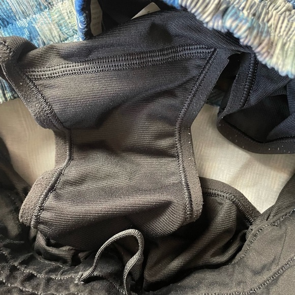 Lululemon Tracker Short 4” - Picture 6 of 6